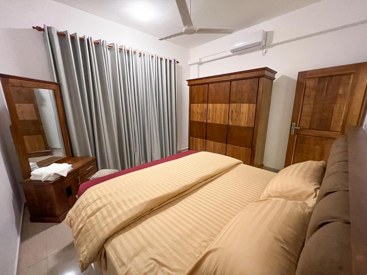 Lar Luxury Apartments Коломбо Экстерьер фото