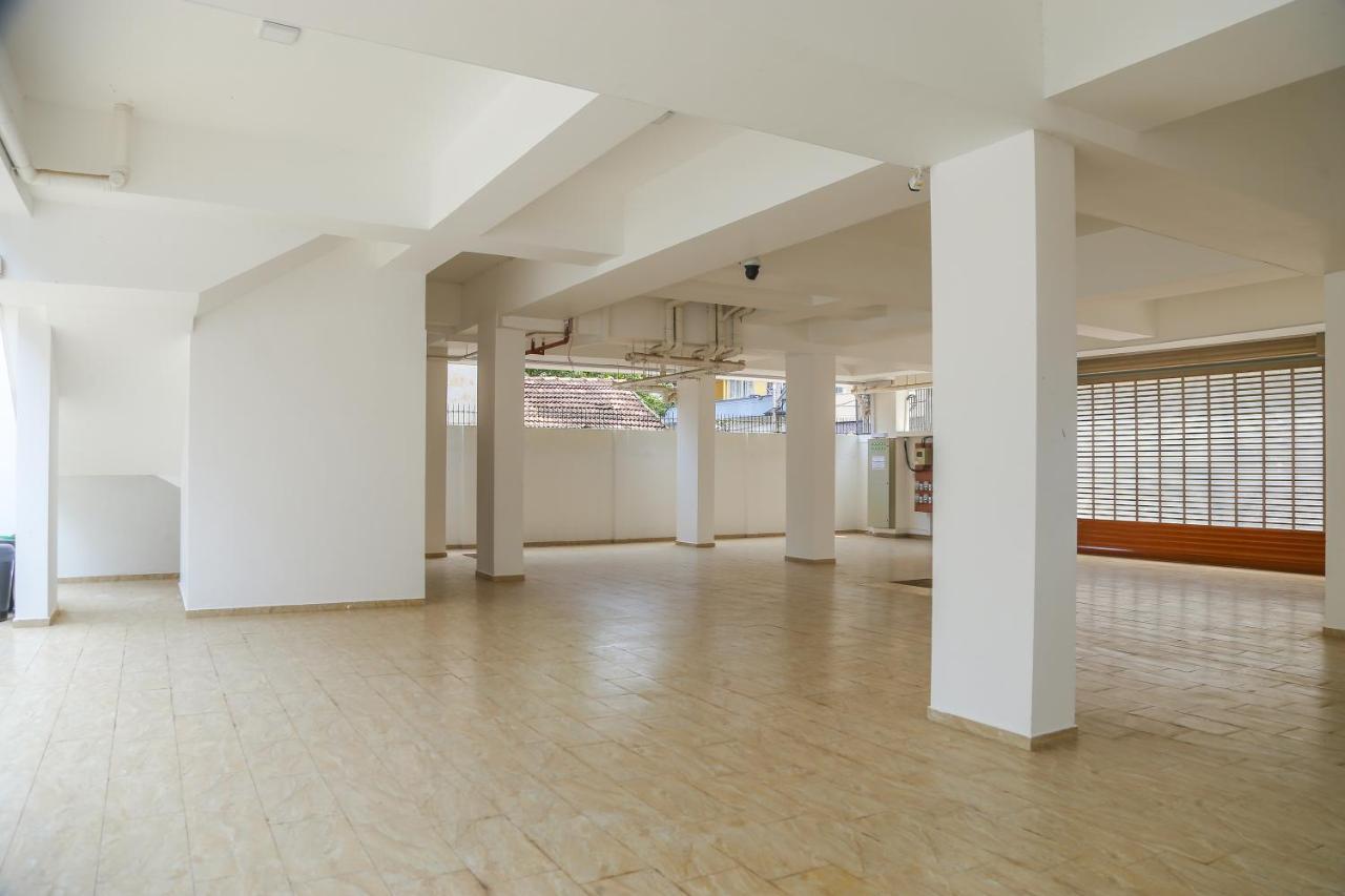 Lar Luxury Apartments Коломбо Экстерьер фото